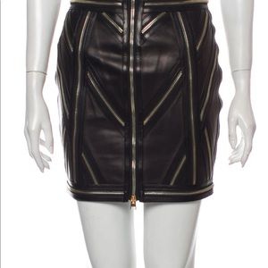 Tom Ford 2010s collection zipper leather mini skirt, size 38 (XS), like new